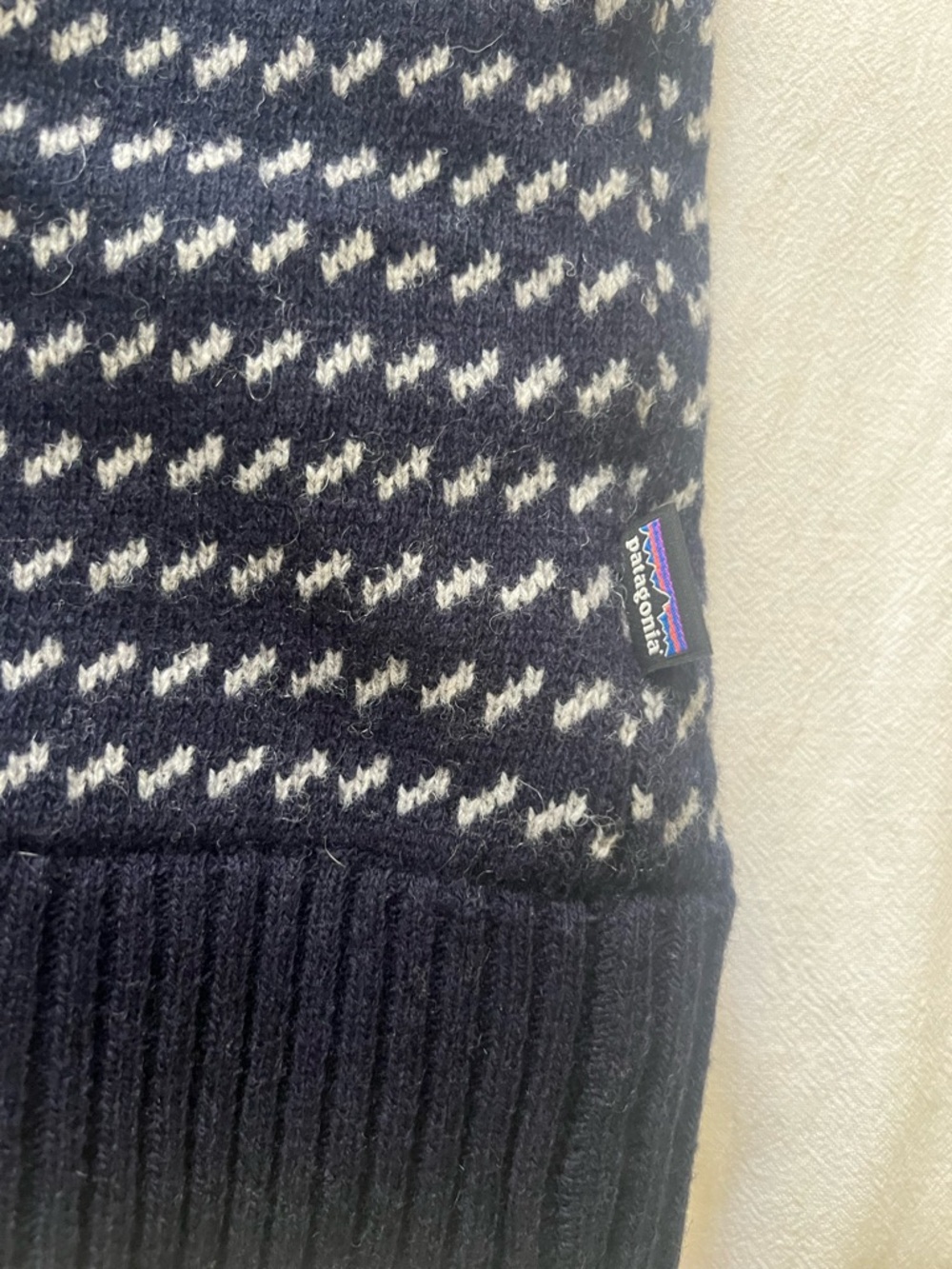 Patagonia Navy and White Patterned Crewneck Sweater - Picture 3 of 4